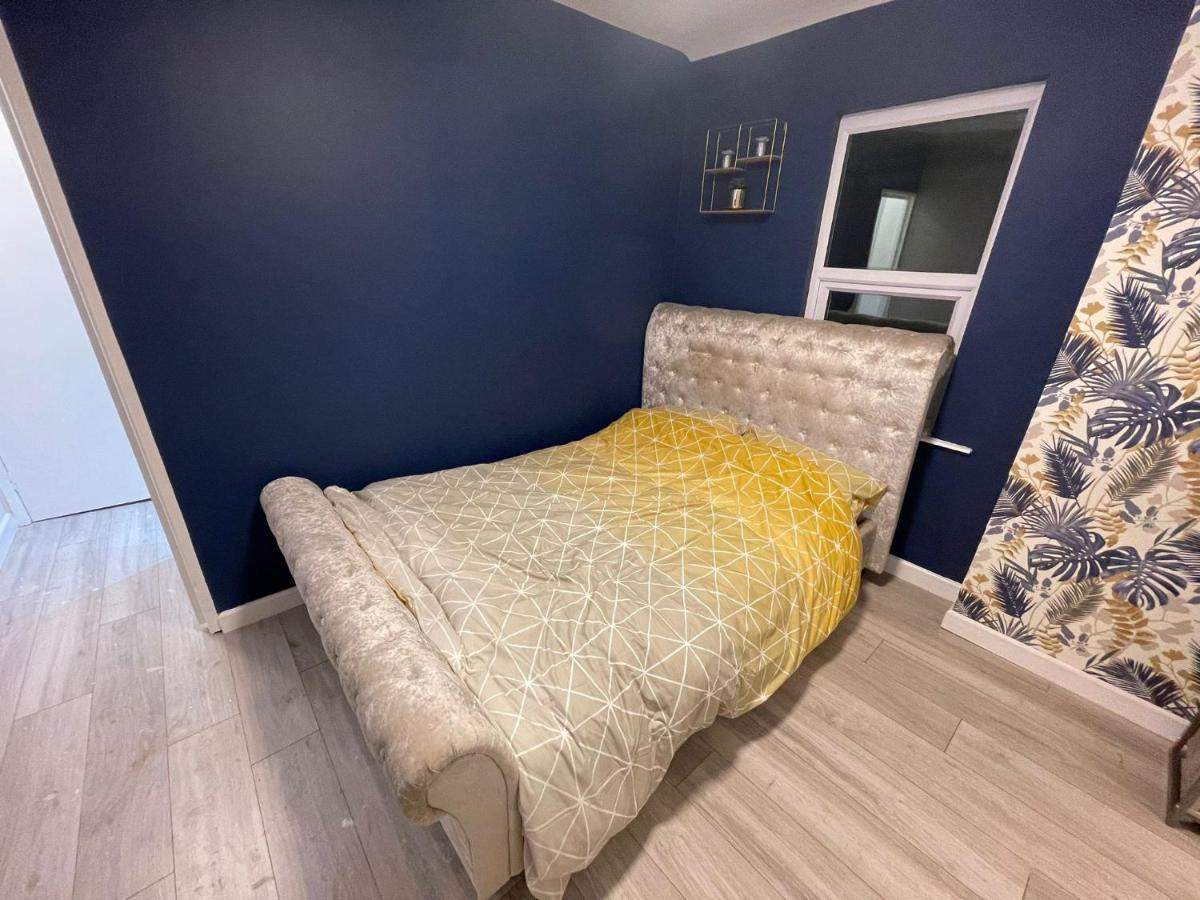 Selection Of Stylish Apartments Within Walking Distance Of Cardiff City Centre Exterior foto